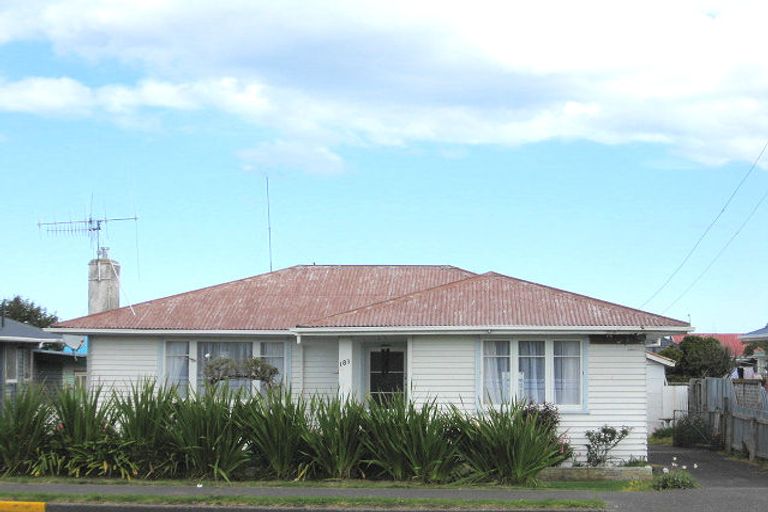 Photo of property in 183 Puriri Street, Castlecliff, Whanganui, 4501