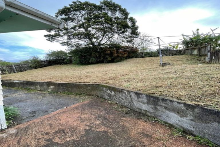 Photo of property in 36 Woodside Avenue, Northcote, Auckland, 0627