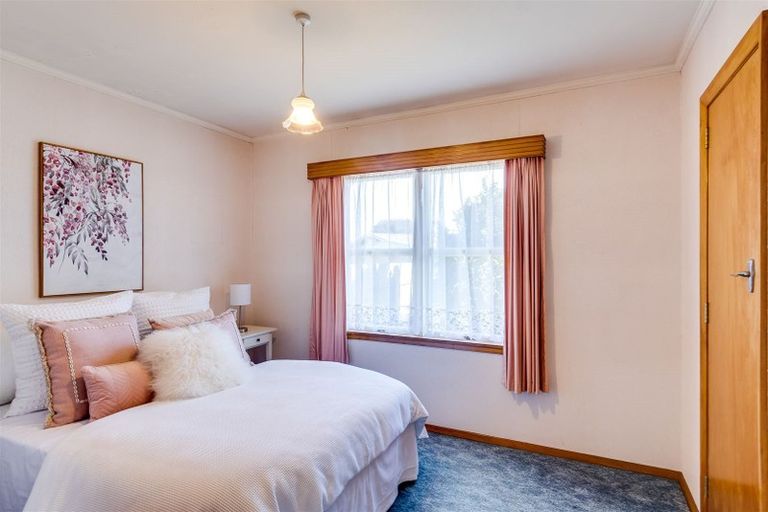 Photo of property in 27 Rochester Street, Tamatea, Napier, 4112