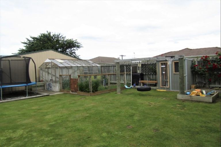 Photo of property in 32 Innes Street, Waimate, 7924