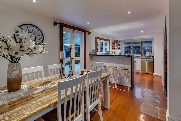 Photo of property in 6 Shortland Street, Regent, Whangarei, 0112