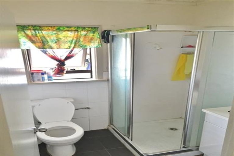 Photo of property in 8 Leslie Place, Otara, Auckland, 2023