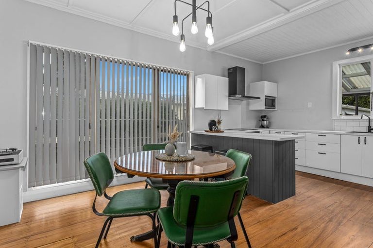 Photo of property in 32 Tawa Street, Edgecumbe, 3120