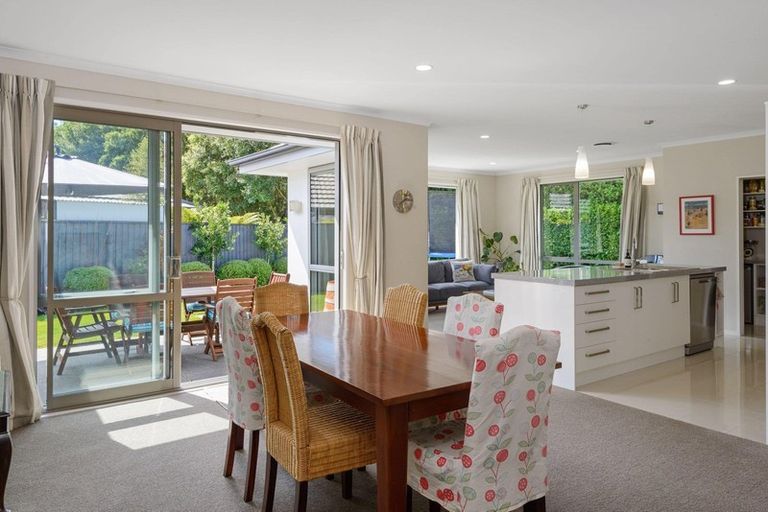 Photo of property in 15 Armour Place, Halswell, Christchurch, 8025