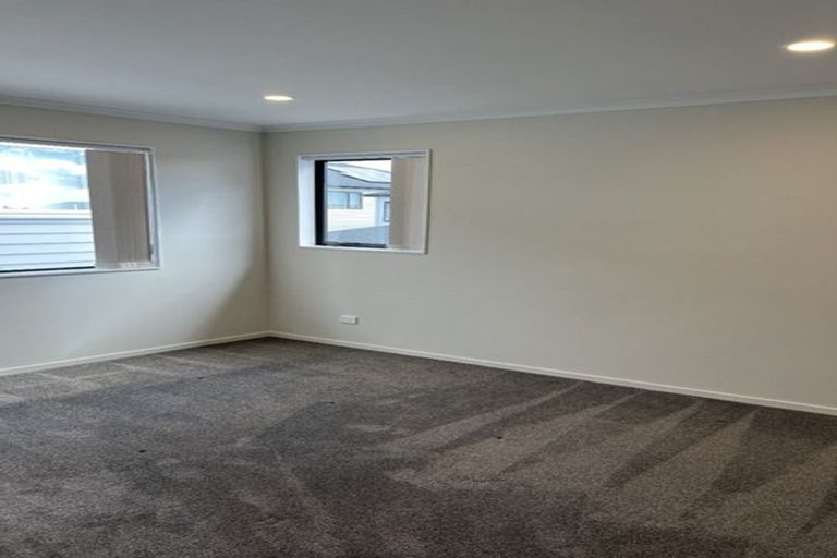 Photo of property in 1 Lime Rise, Flat Bush, Auckland, 2019