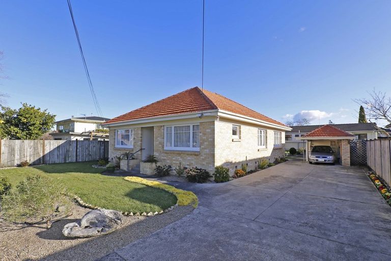 Photo of property in 251 Fox Street, Hamilton East, Hamilton, 3216