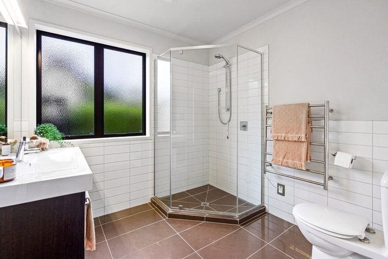 Photo of property in 98b Western Hills Drive, Kensington, Whangarei, 0112