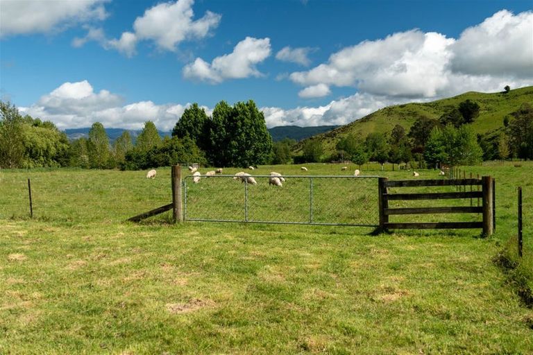 Photo of property in 237 Win Valley Road, Dovedale, Wakefield, 7096