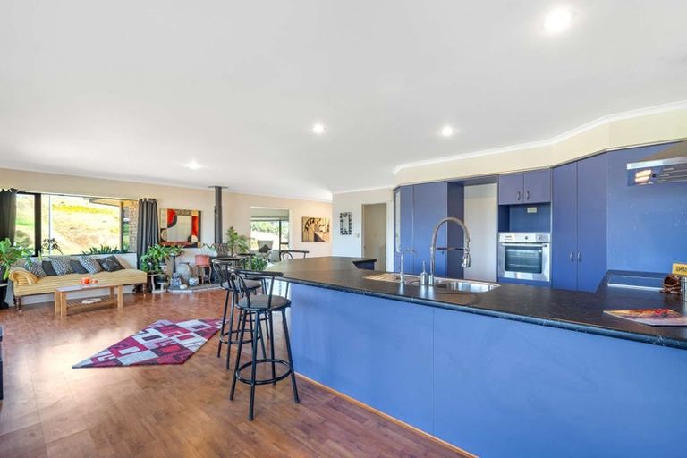 Photo of property in 58 Omana Avenue, Shelly Beach, Helensville, 0874