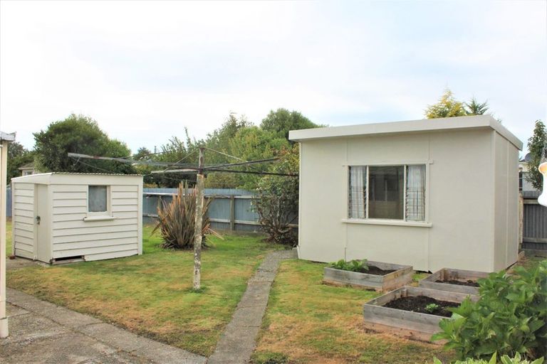 Photo of property in 12 Lockerbie Street, Turnbull Thomson Park, Invercargill, 9810