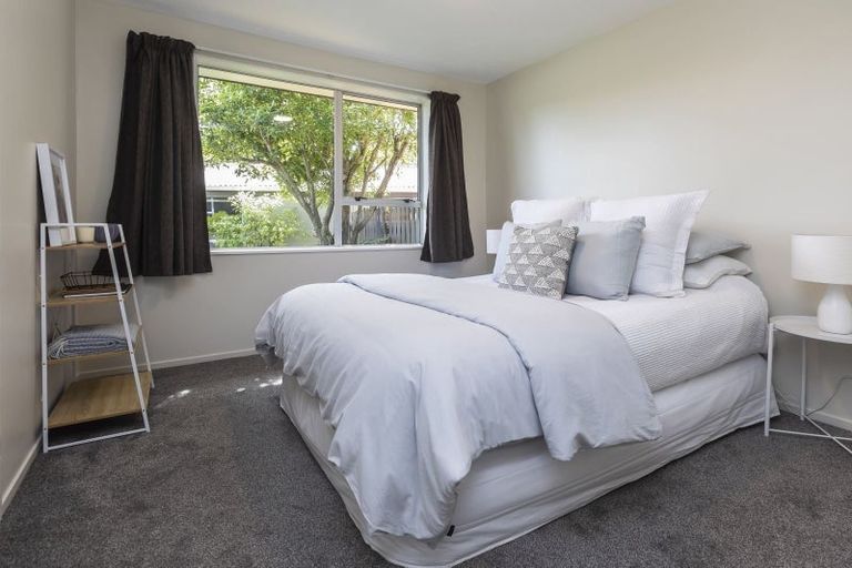 Photo of property in 72 Orrick Crescent, Avondale, Christchurch, 8061