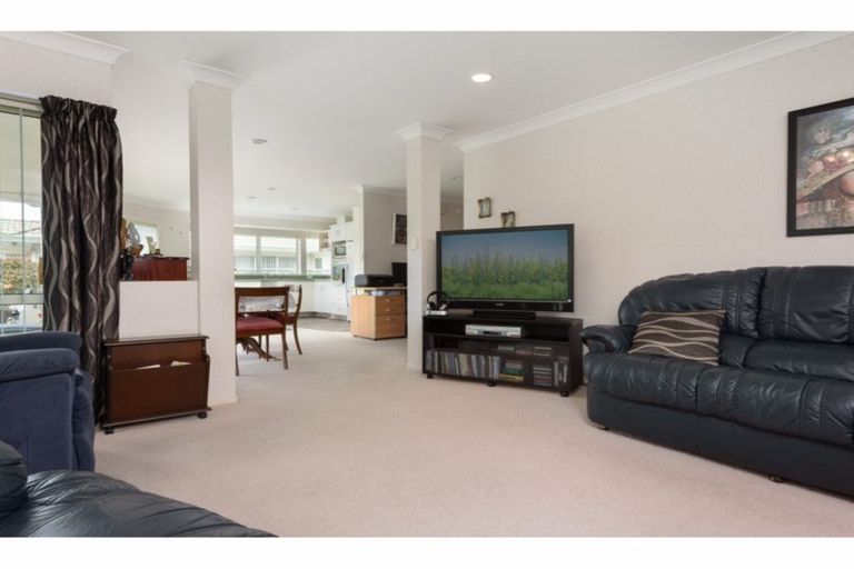 Photo of property in 26 Ngahere Street, Otumoetai, Tauranga, 3110