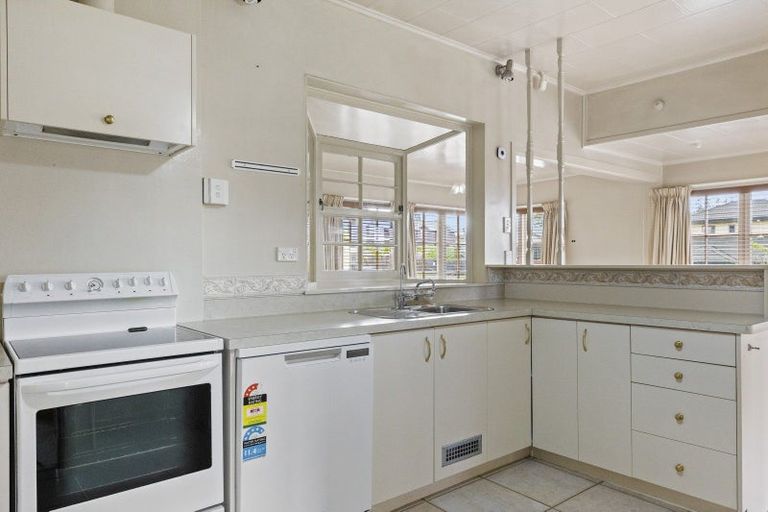 Photo of property in 18 Mere Road, Taupo, 3330