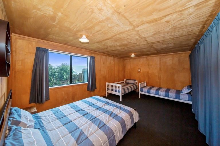 Photo of property in 40 Tainui Street, Mokau, 4376