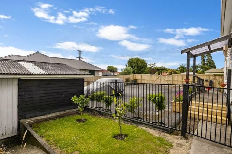 Photo of property in 88 Celia Street, Stratford, 4332