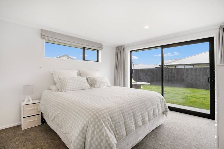 Photo of property in 25 Henshaw Street, Woodend, 7610