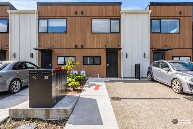 Photo of property in 38 Dahl Drive, Wallaceville, Upper Hutt, 5018