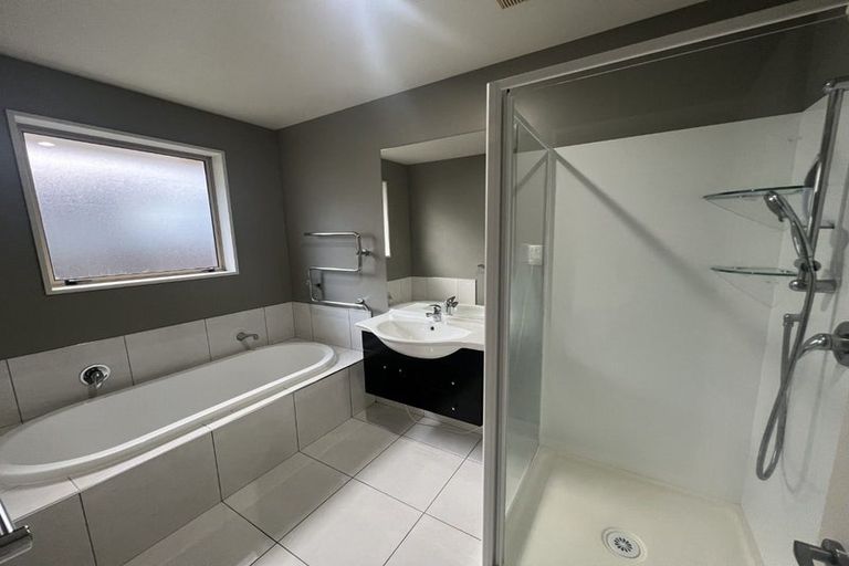 Photo of property in 10 Cridland Place, Halswell, Christchurch, 8025