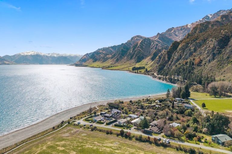 Photo of property in 10 Denniston Road, John Creek, Wanaka, 9382