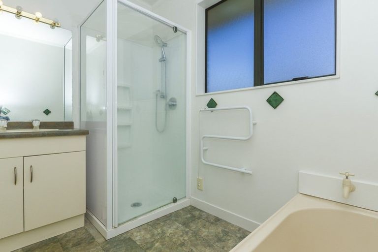 Photo of property in 52 Arbor-lea Avenue, Richmond, 7020