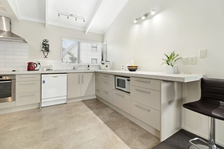 Photo of property in 50 Endeavour Avenue, Flagstaff, Hamilton, 3210