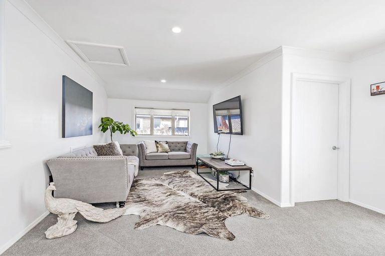 Photo of property in 8 Excalibur Place, Burwood, Christchurch, 8083