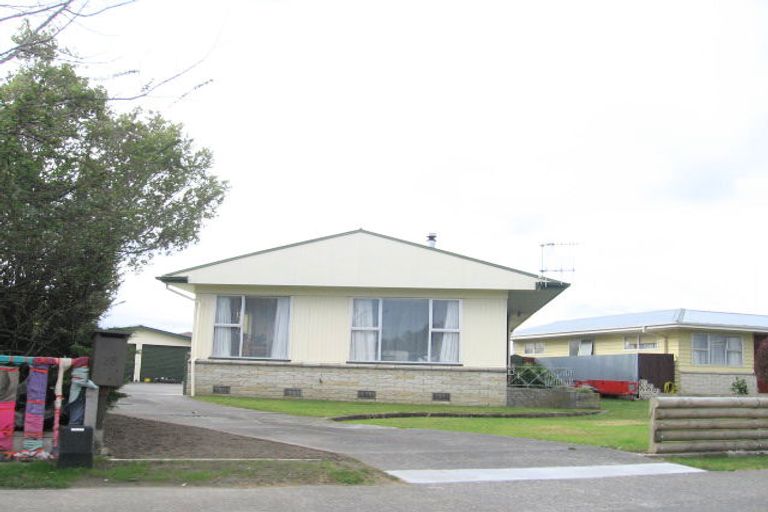 Photo of property in 28 Coventry Avenue, Tamatea, Napier, 4112