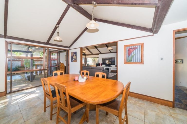 Photo of property in 7 Grange Place, Milson, Palmerston North, 4414