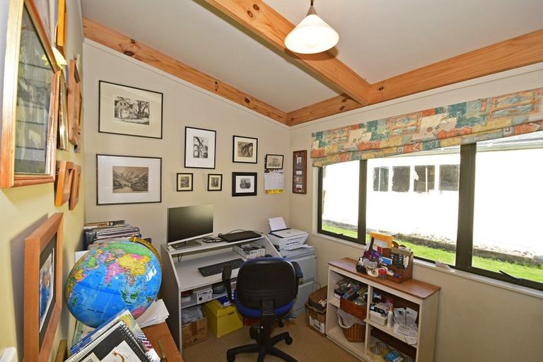 Photo of property in 210a Pukenui Road, Kaiwaka, 0573