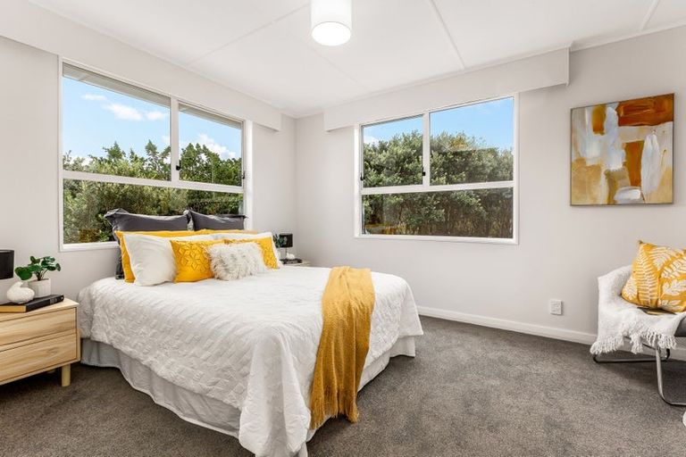 Photo of property in 4 Taupiri Crescent, Titahi Bay, Porirua, 5022