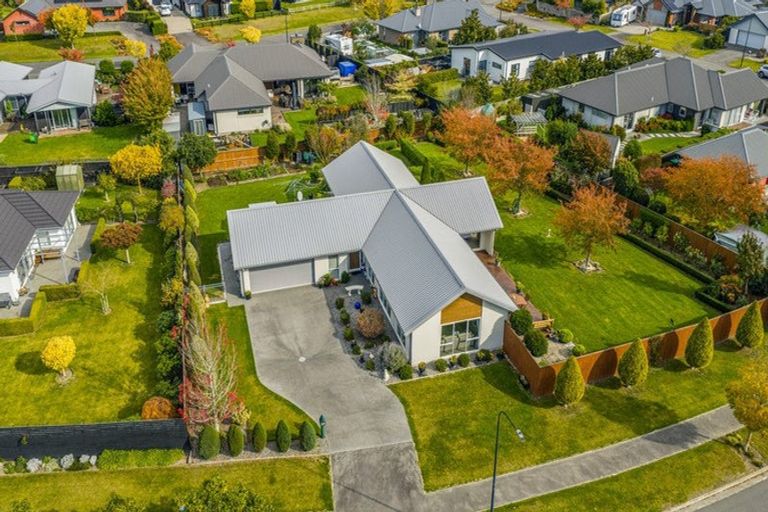 Photo of property in 13 Lynley Drive, West Melton, 7618