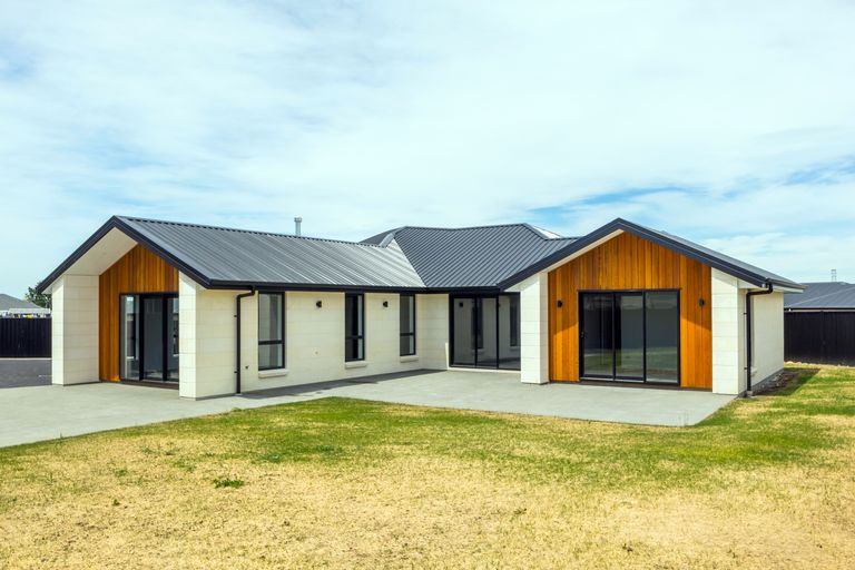 Photo of property in 25 Lazarette Loop, Gleniti, Timaru, 7910