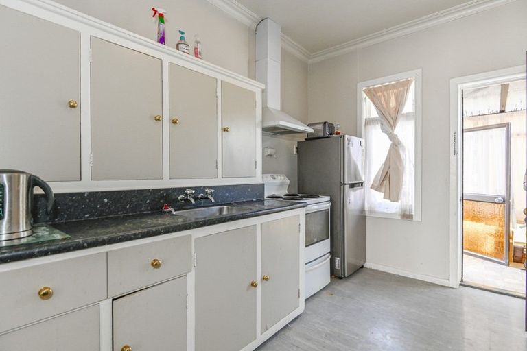 Photo of property in 2/311 King Street North, Hastings, 4122