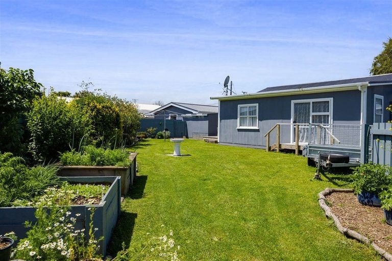 Photo of property in 40 Grey Street, Normanby, Hawera, 4614