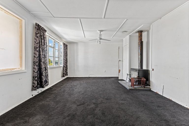 Photo of property in 42 Princes Street, Waikari, 7420