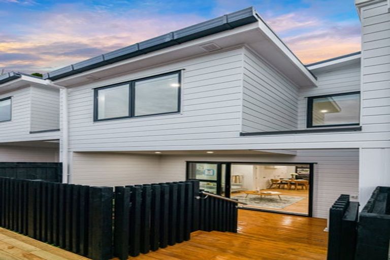 Photo of property in 5/29 Tudor Road, Henderson, Auckland, 0610