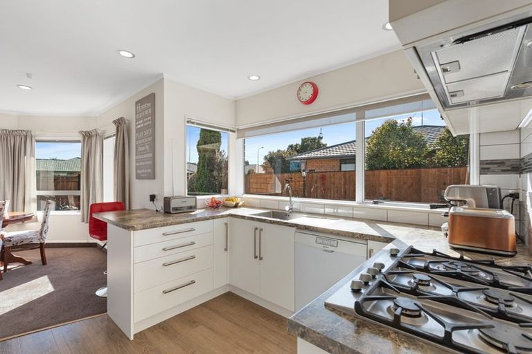 Photo of property in 94 Makarini Street, Paraparaumu, 5032