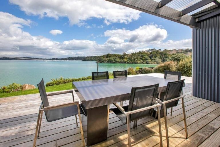 Photo of property in 86a Ritchie Road, Parua Bay, Whangarei, 0174