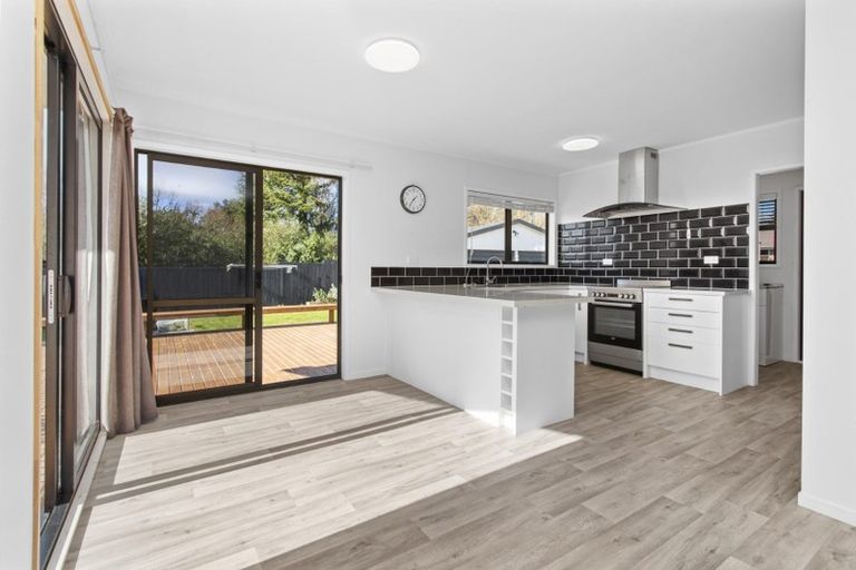 Photo of property in 45 Exeter Street, Glenview, Hamilton, 3206