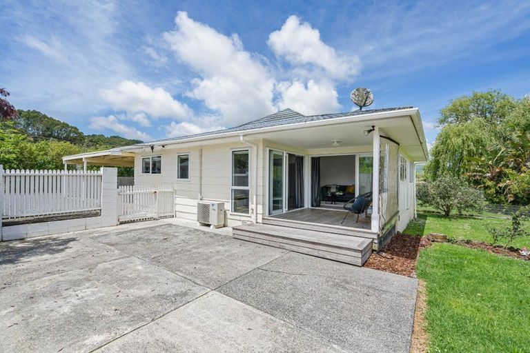Photo of property in 120 George Street, Hikurangi, 0114