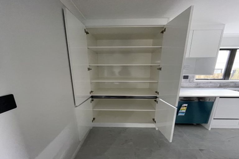 Photo of property in 100a Kimpton Road, Papatoetoe, Auckland, 2025