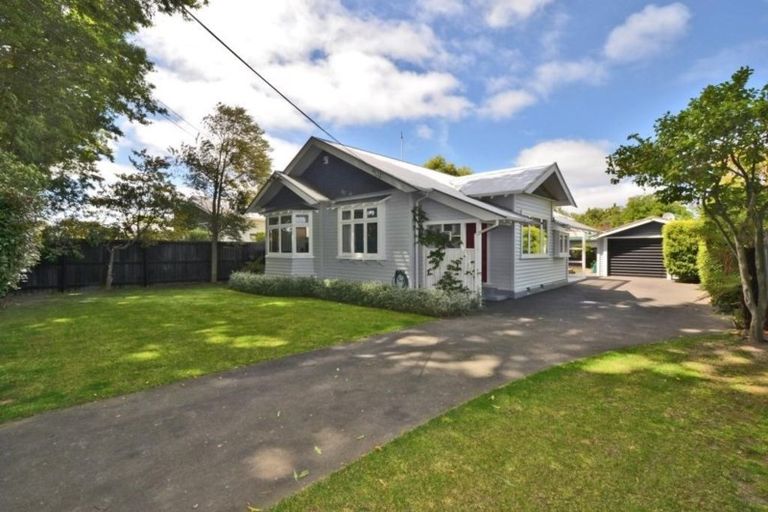 Photo of property in 52 Dudley Street, Richmond, Christchurch, 8013