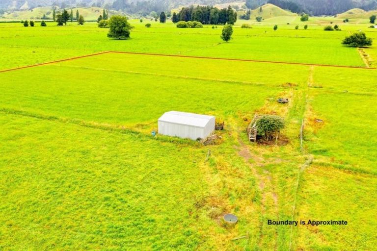 Photo of property in 339b Reid Road, Taneatua, 3191