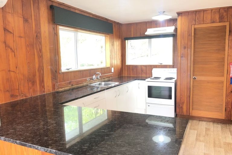 Photo of property in 1/89 Woodglen Road, Glen Eden, Auckland, 0602