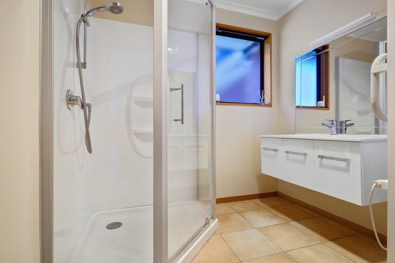 Photo of property in 2/18 Wentworth Street, Ilam, Christchurch, 8041