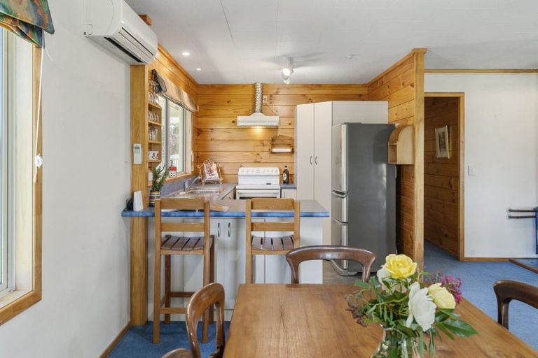 Photo of property in 192 Kuratawhiti Street, Woodside, Greytown, 5794