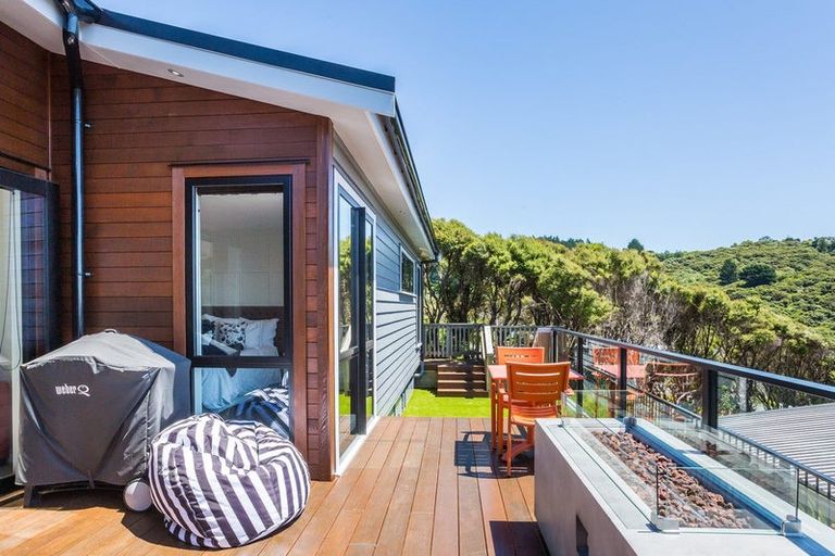 Photo of property in 1 Wheelhouse Lane, Whitby, Porirua, 5024