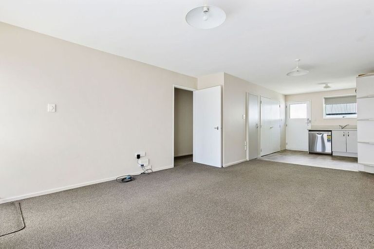 Photo of property in 2/479 Madras Street, St Albans, Christchurch, 8014