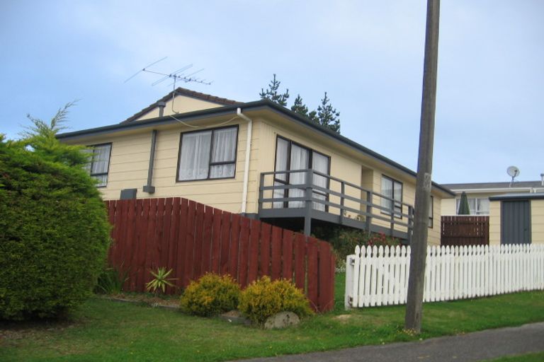 Photo of property in 37 Nassau Avenue, Grenada North, Wellington, 5028