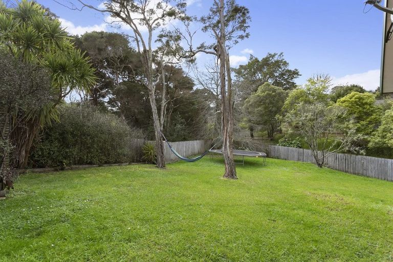 Photo of property in 27 Shadon Place, Stanmore Bay, Whangaparaoa, 0932